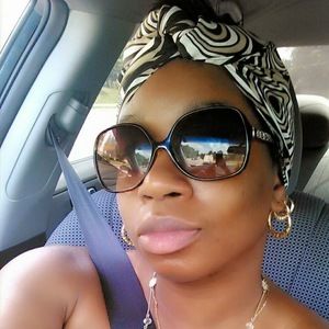 Meet your Posher, Sho